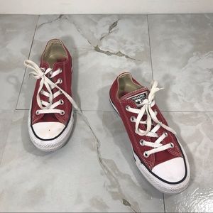 Women Converse